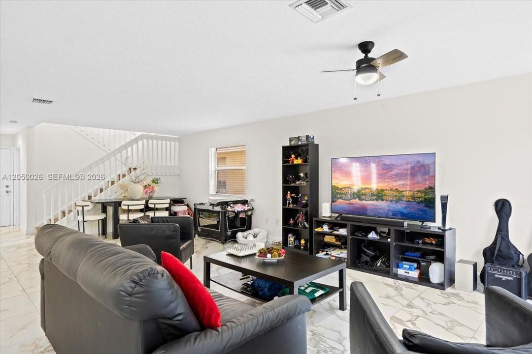 For Sale: $725,000 (4 beds, 2 baths, 2275 Square Feet)