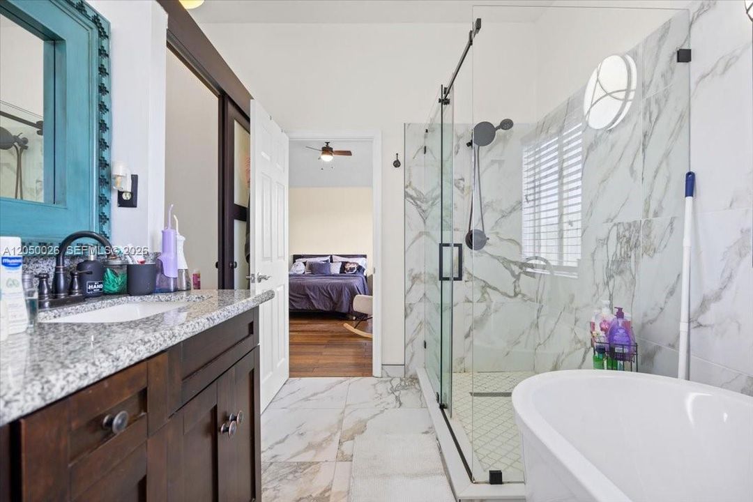 For Sale: $725,000 (4 beds, 2 baths, 2275 Square Feet)