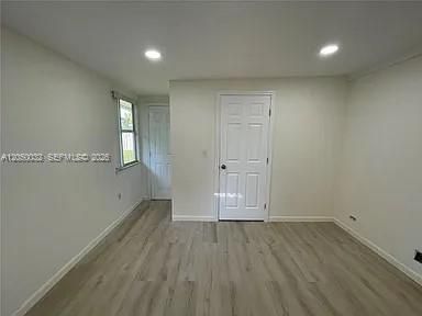 For Rent: $3,900 (3 beds, 2 baths, 1251 Square Feet)