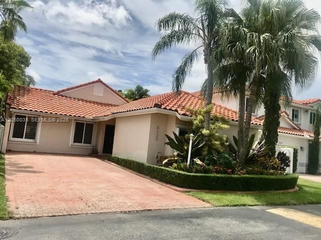 For Rent: $4,800 (3 beds, 3 baths, 2271 Square Feet)