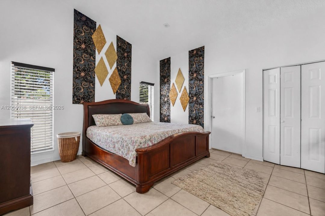 En Venta: $715,000 (3 camas, 2 baños, 1731 Pies cuadrados)