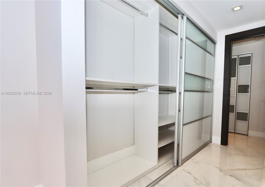 For Rent: $10,000 (3 beds, 3 baths, 2605 Square Feet)