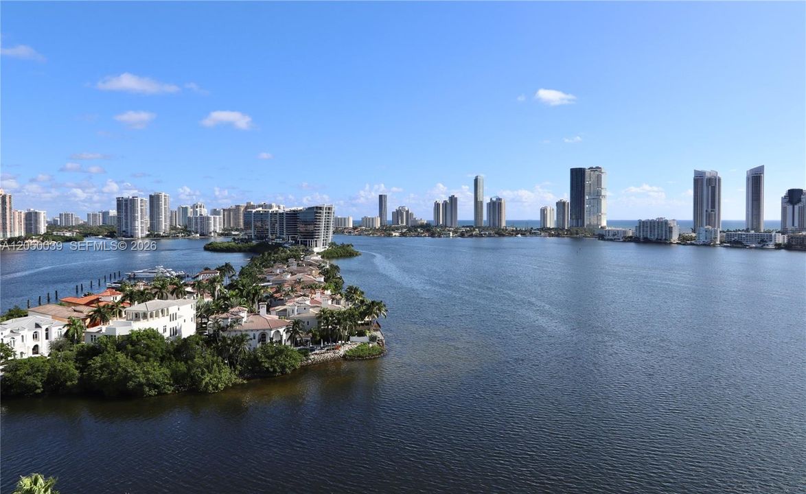 For Rent: $10,000 (3 beds, 3 baths, 2605 Square Feet)