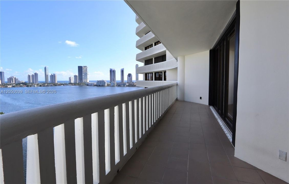 For Rent: $10,000 (3 beds, 3 baths, 2605 Square Feet)