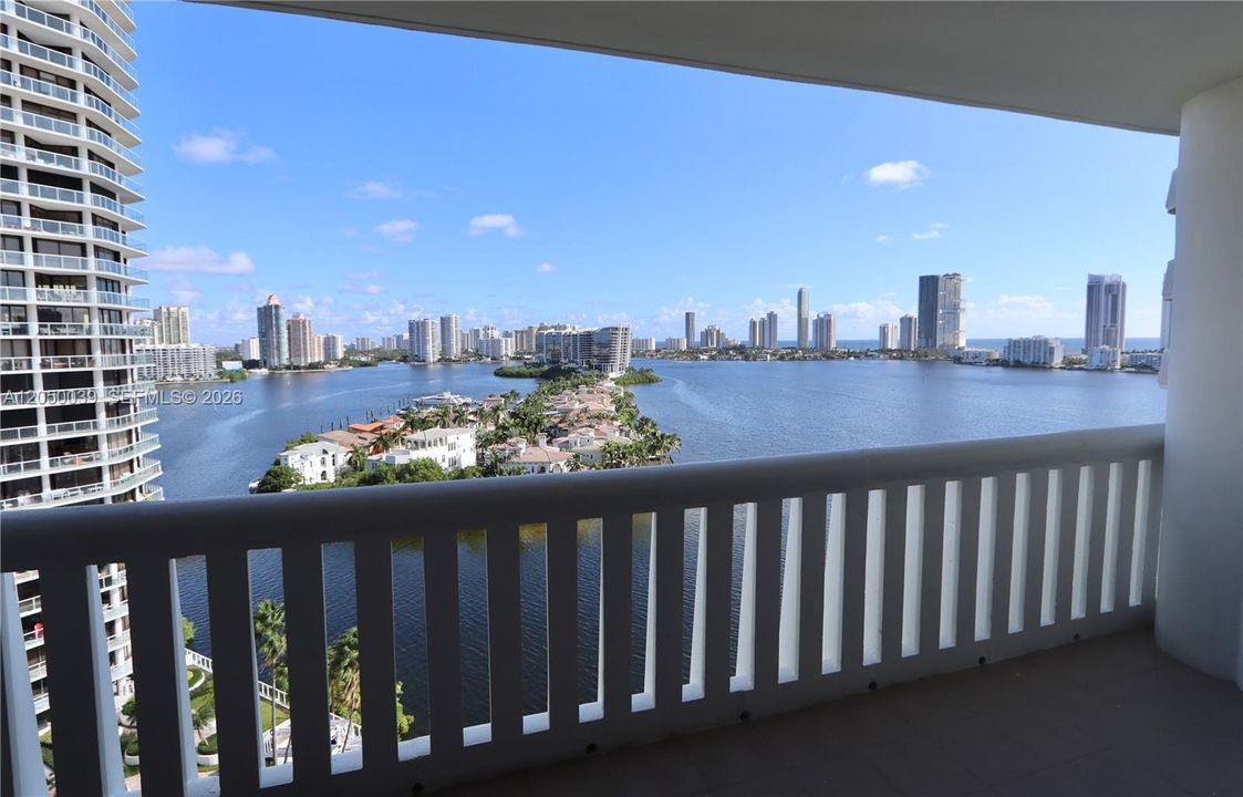 For Rent: $10,000 (3 beds, 3 baths, 2605 Square Feet)
