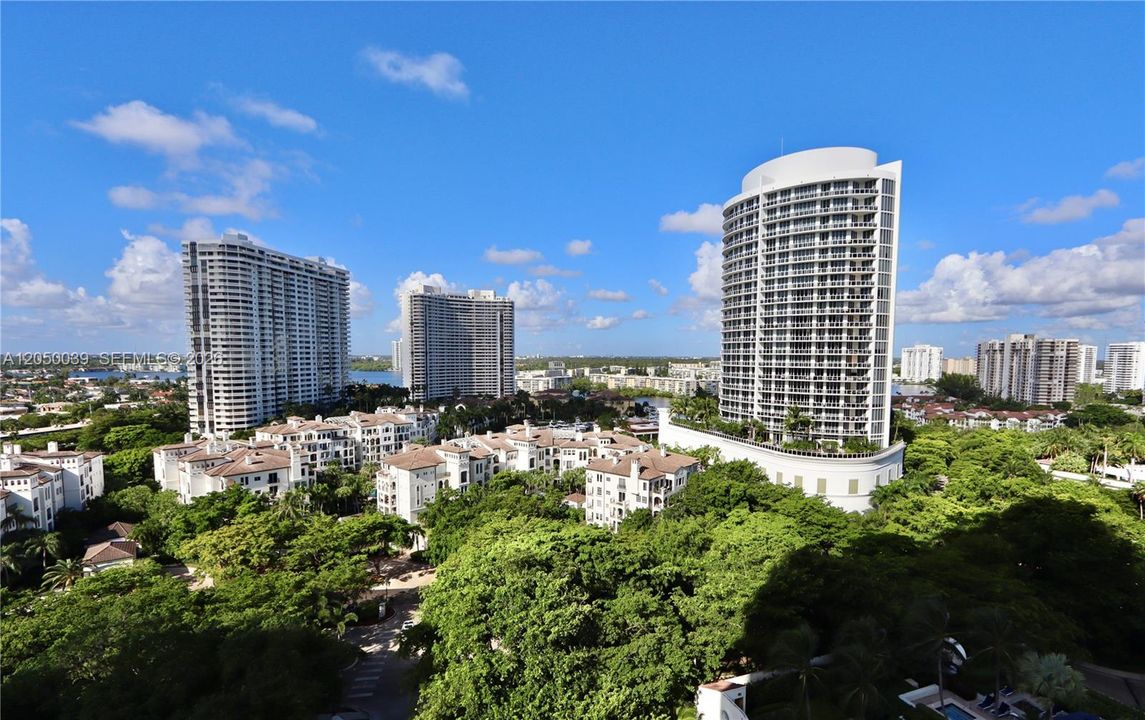 For Rent: $10,000 (3 beds, 3 baths, 2605 Square Feet)