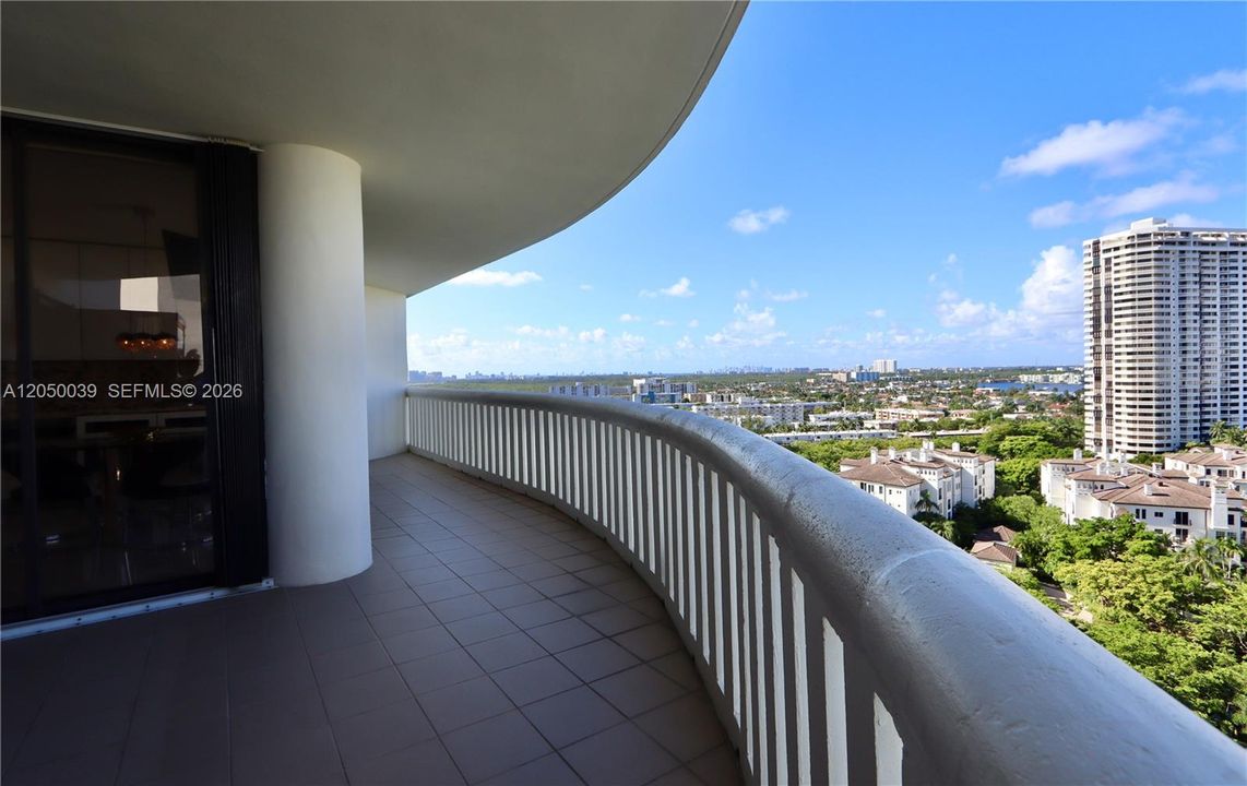For Rent: $10,000 (3 beds, 3 baths, 2605 Square Feet)
