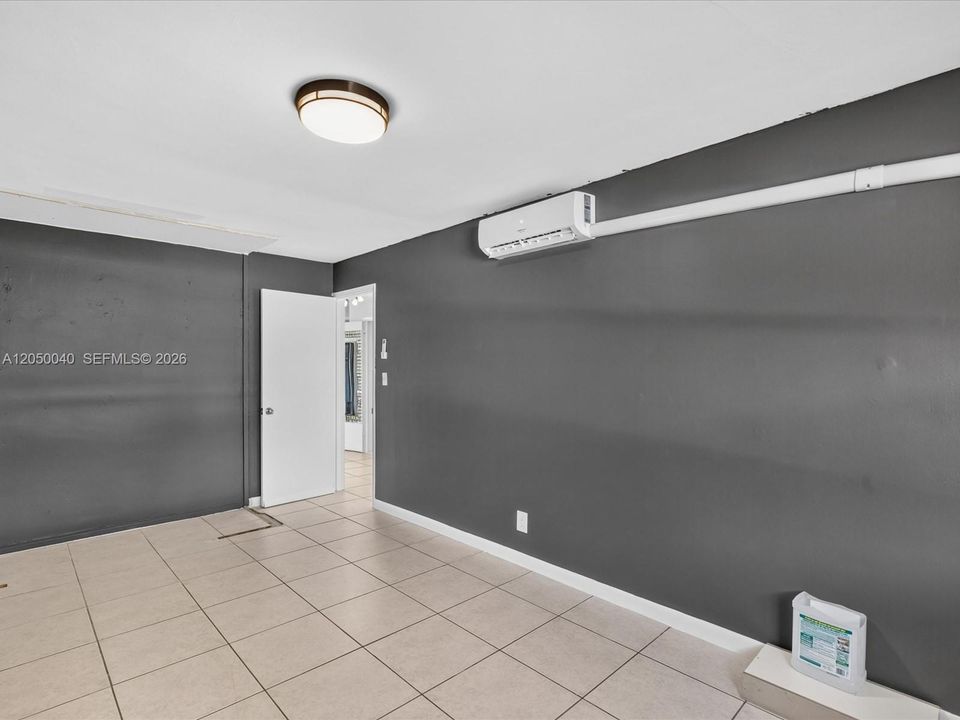 В аренду: $3,000 (2 спален, 2 ванн, 2275 Квадратных фут)