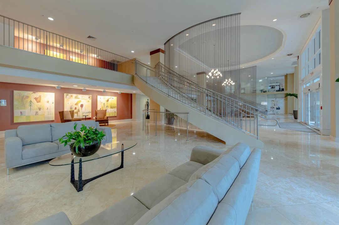 511 SE 5th Ave Unit APT 1707-print-027-0