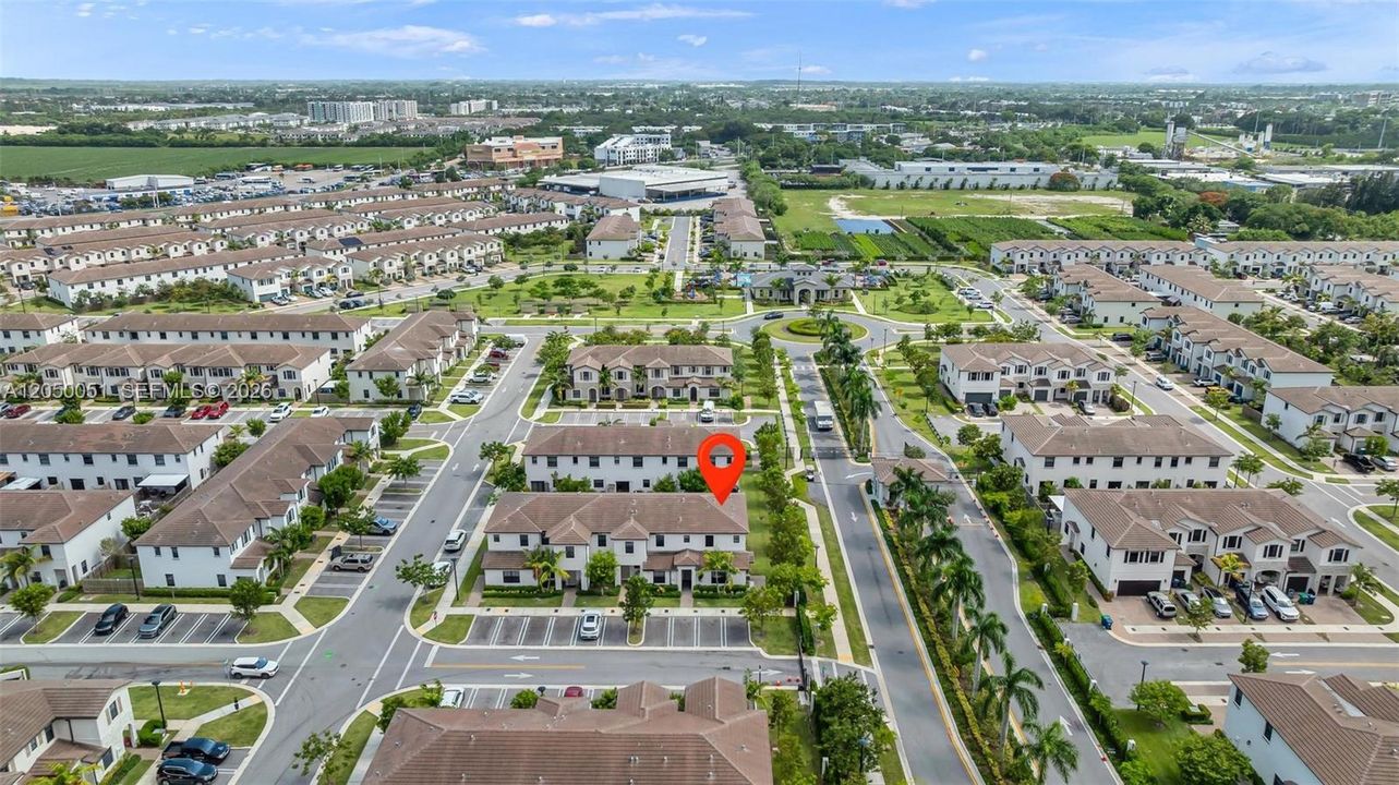For Sale: $419,490 (3 beds, 3 baths, 1368 Square Feet)