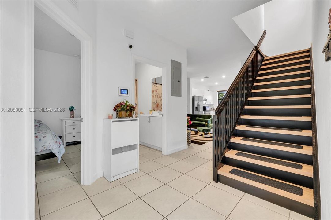For Sale: $419,490 (3 beds, 3 baths, 1368 Square Feet)