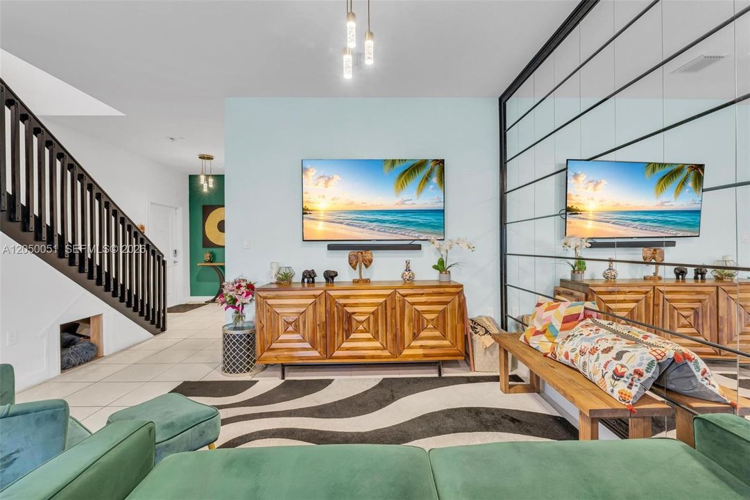 For Sale: $419,490 (3 beds, 3 baths, 1368 Square Feet)