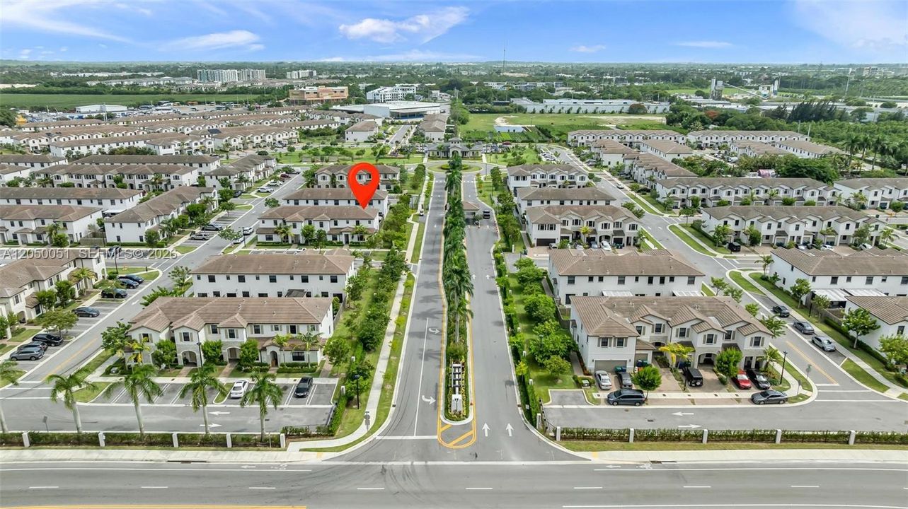 For Sale: $419,490 (3 beds, 3 baths, 1368 Square Feet)