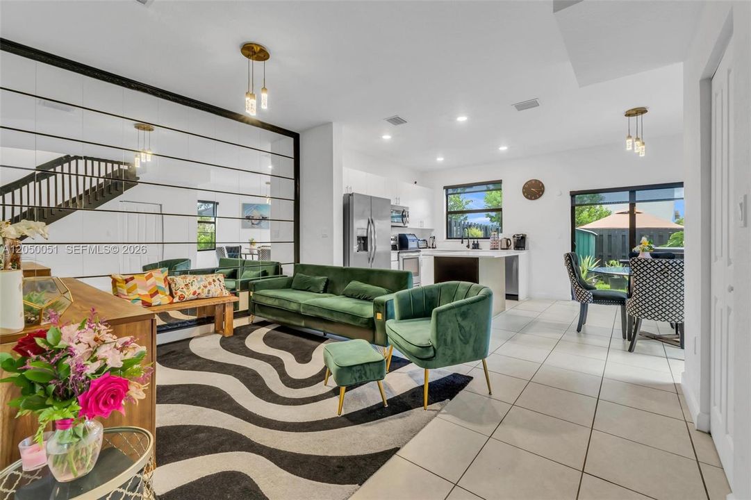 For Sale: $419,490 (3 beds, 3 baths, 1368 Square Feet)