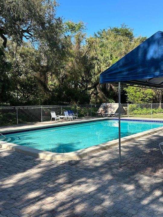 For Rent: $2,100 (2 beds, 2 baths, 960 Square Feet)