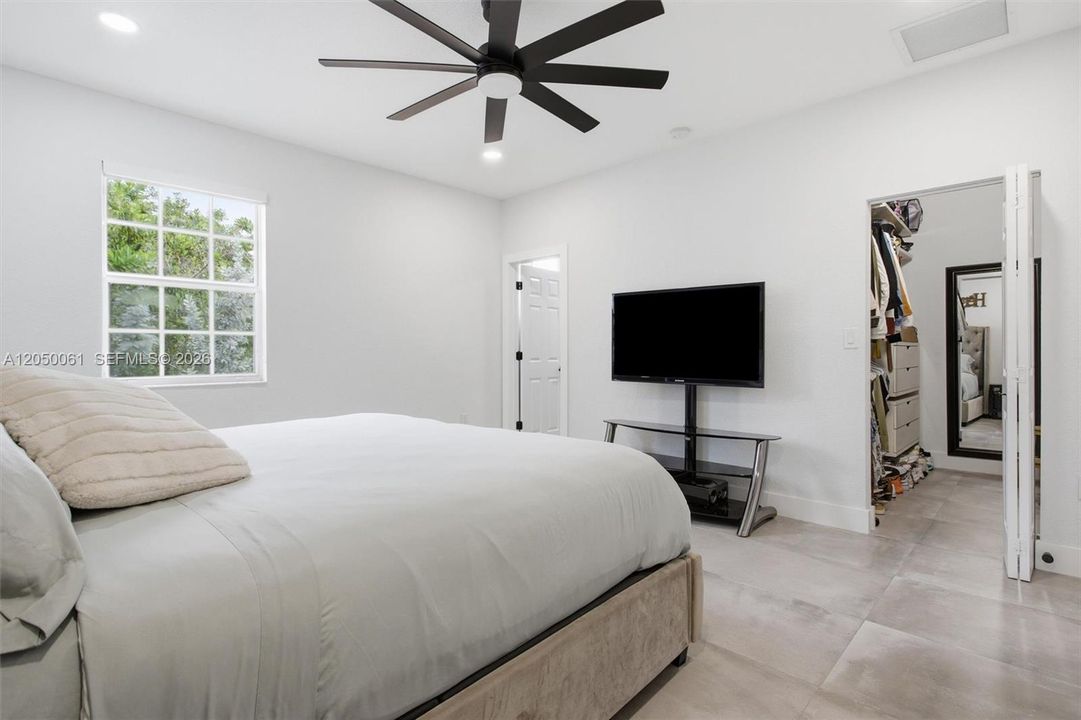 For Sale: $667,000 (4 beds, 3 baths, 1930 Square Feet)