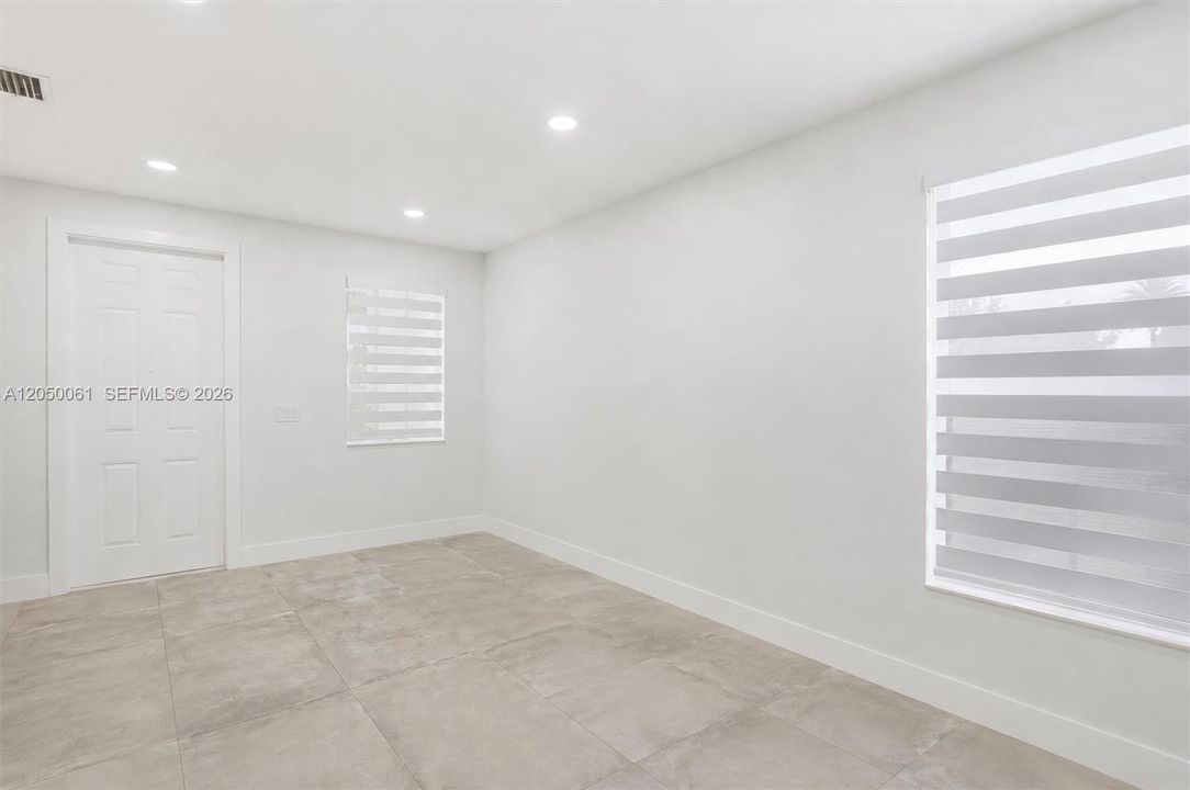 For Sale: $667,000 (4 beds, 3 baths, 1930 Square Feet)