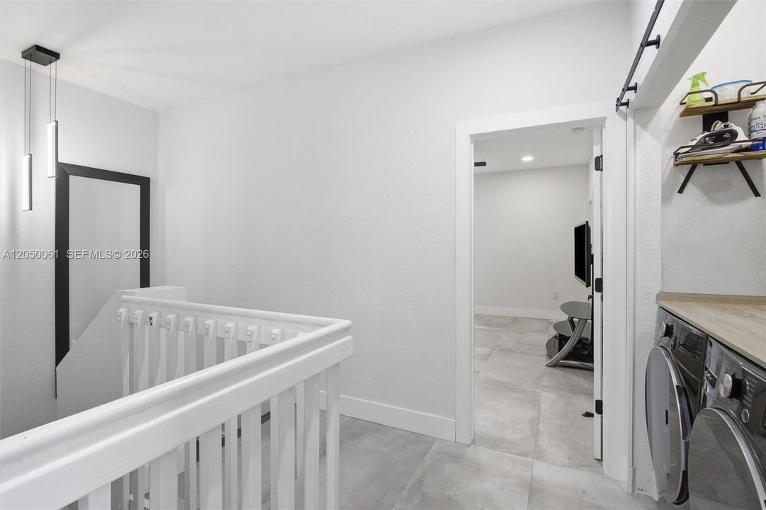 For Sale: $667,000 (4 beds, 3 baths, 1930 Square Feet)