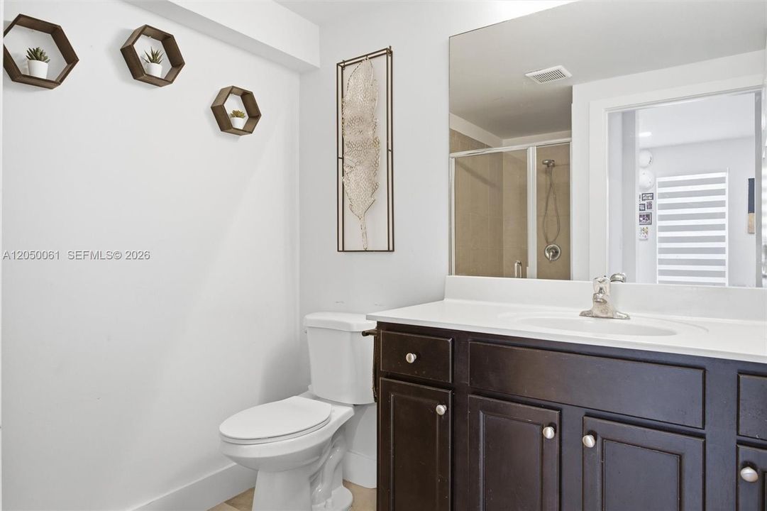 For Sale: $667,000 (4 beds, 3 baths, 1930 Square Feet)
