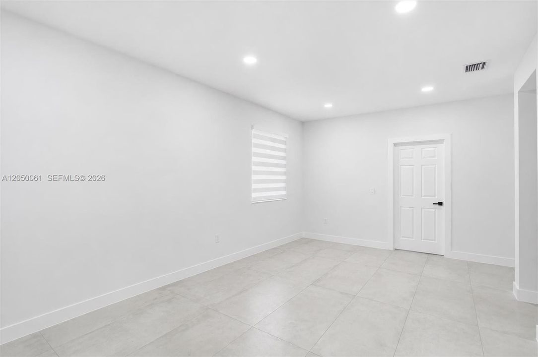 For Sale: $667,000 (4 beds, 3 baths, 1930 Square Feet)