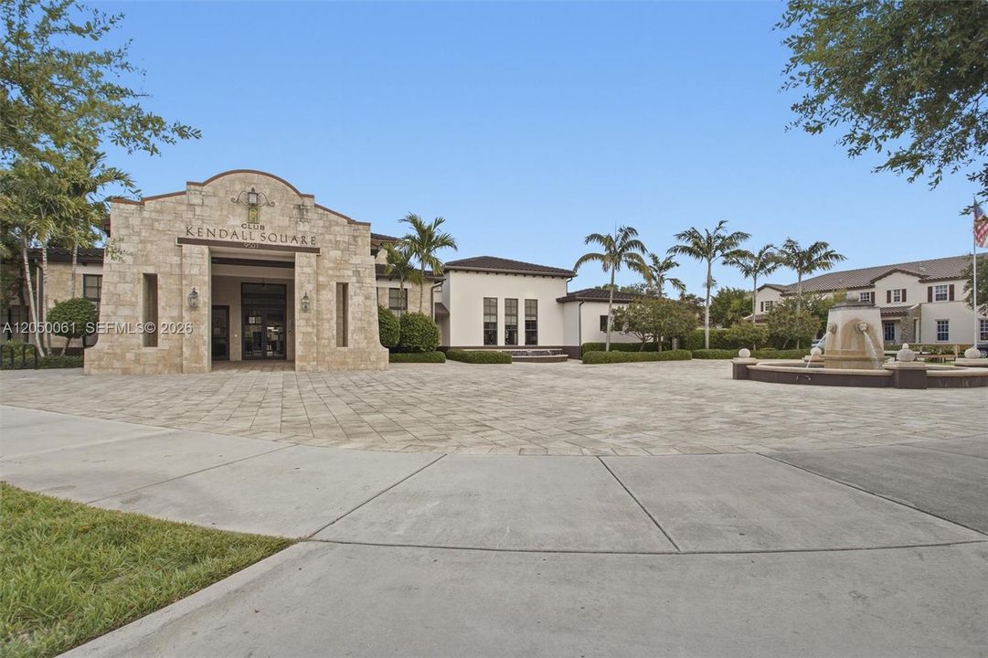 For Sale: $667,000 (4 beds, 3 baths, 1930 Square Feet)