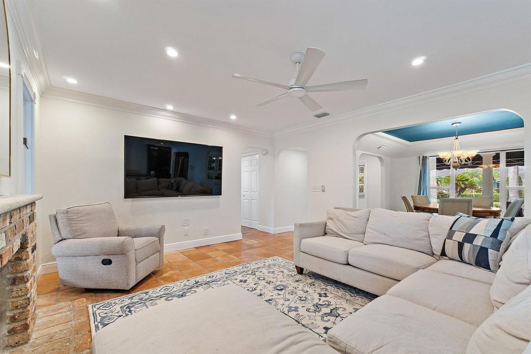 042-88RiverDr-Tequesta-SMALL