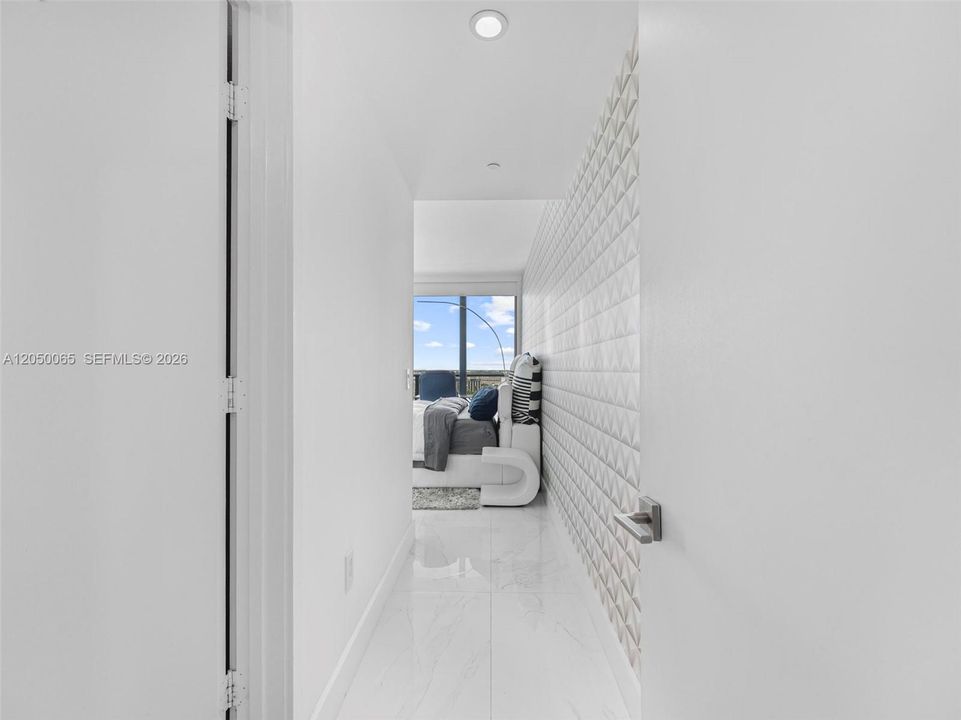 For Rent: $9,800 (3 beds, 3 baths, 1646 Square Feet)