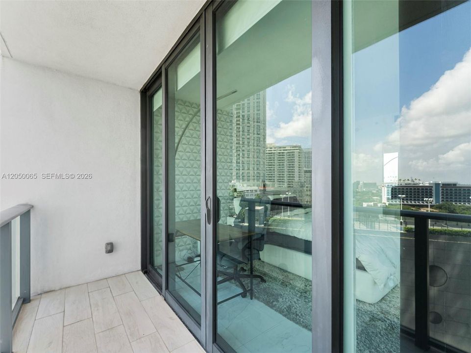 For Rent: $9,800 (3 beds, 3 baths, 1646 Square Feet)