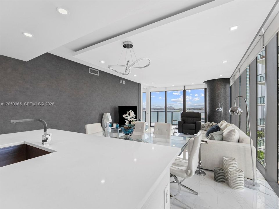 For Rent: $9,800 (3 beds, 3 baths, 1646 Square Feet)