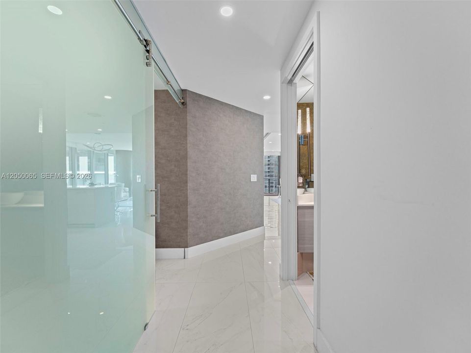 For Rent: $9,800 (3 beds, 3 baths, 1646 Square Feet)