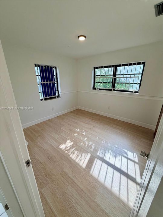 На продажу: $495,000 (4 спален, 2 ванн, 1372 Квадратных фут)