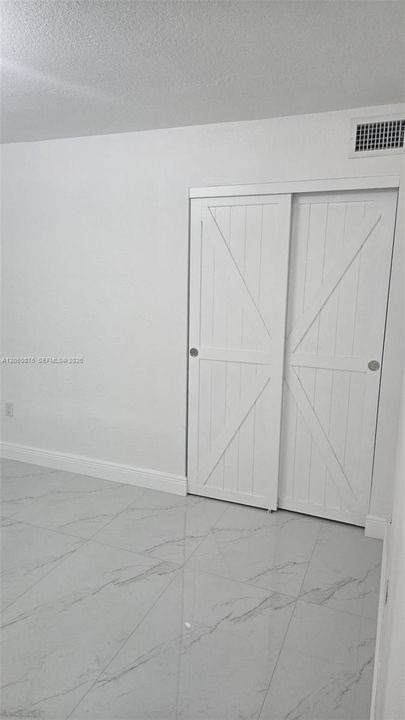 В аренду: $2,500 (2 спален, 2 ванн, 862 Квадратных фут)
