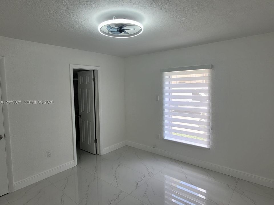 В аренду: $2,500 (2 спален, 2 ванн, 862 Квадратных фут)