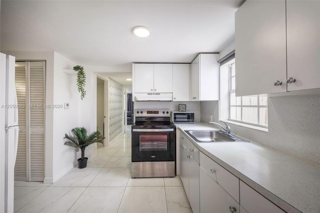 For Sale: $1,299,000 (0 beds, 0 baths, 2624 Square Feet)
