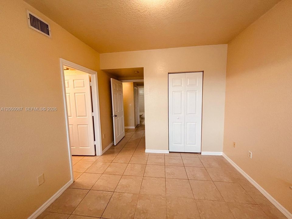 For Rent: $2,100 (2 beds, 2 baths, 1154 Square Feet)