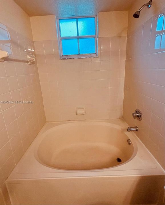 For Rent: $2,100 (2 beds, 2 baths, 1154 Square Feet)