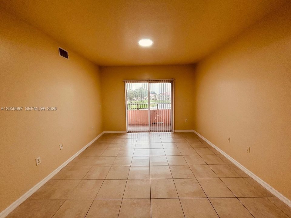 For Rent: $2,100 (2 beds, 2 baths, 1154 Square Feet)
