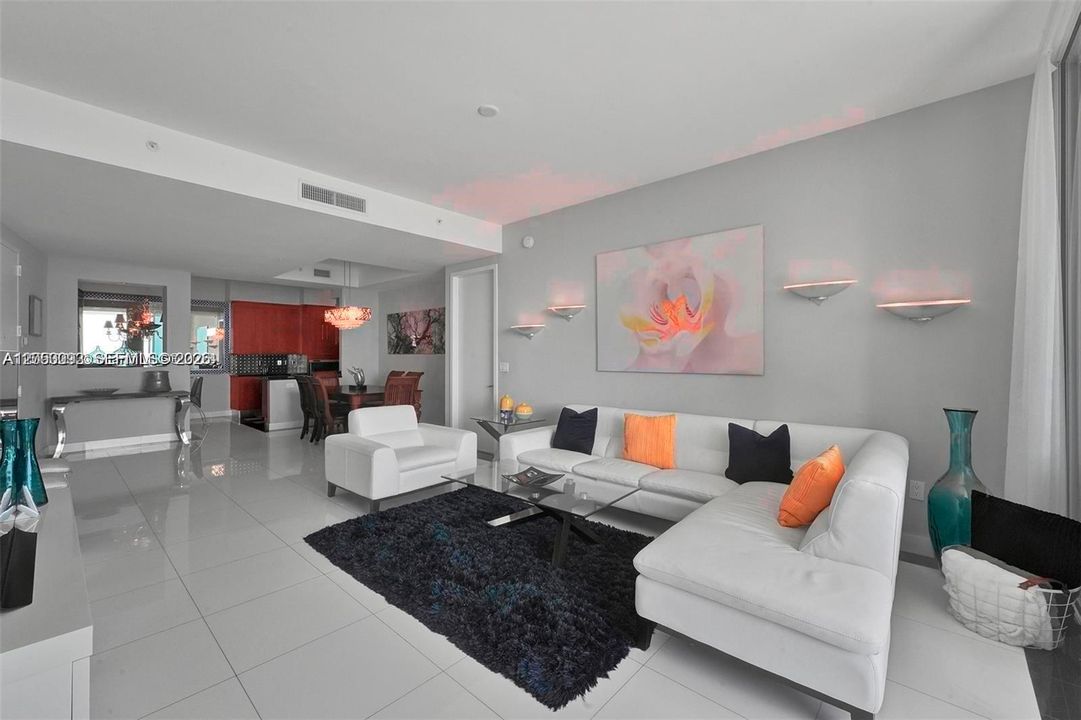 For Rent: $7,500 (2 beds, 2 baths, 1348 Square Feet)