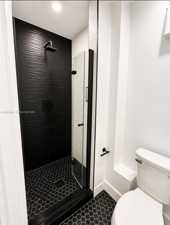 En Renta: $3,950 (3 camas, 2 baños, 1352 Pies cuadrados)
