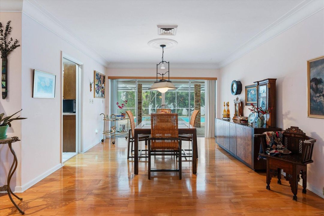 11-4835 Pierce St, Hollywood-40