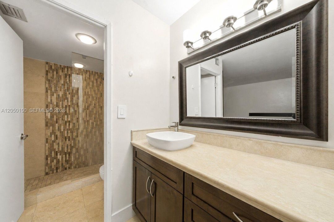 For Sale: $389,000 (3 beds, 2 baths, 1396 Square Feet)