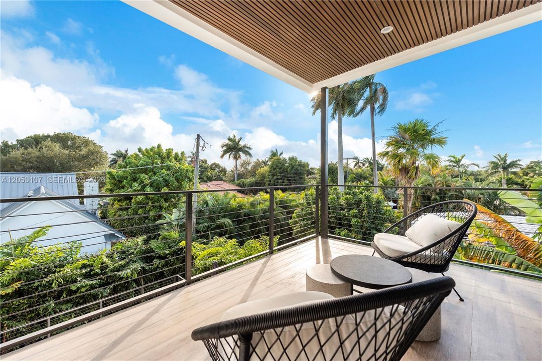 For Sale: $3,999,999 (6 beds, 5 baths, 4109 Square Feet)
