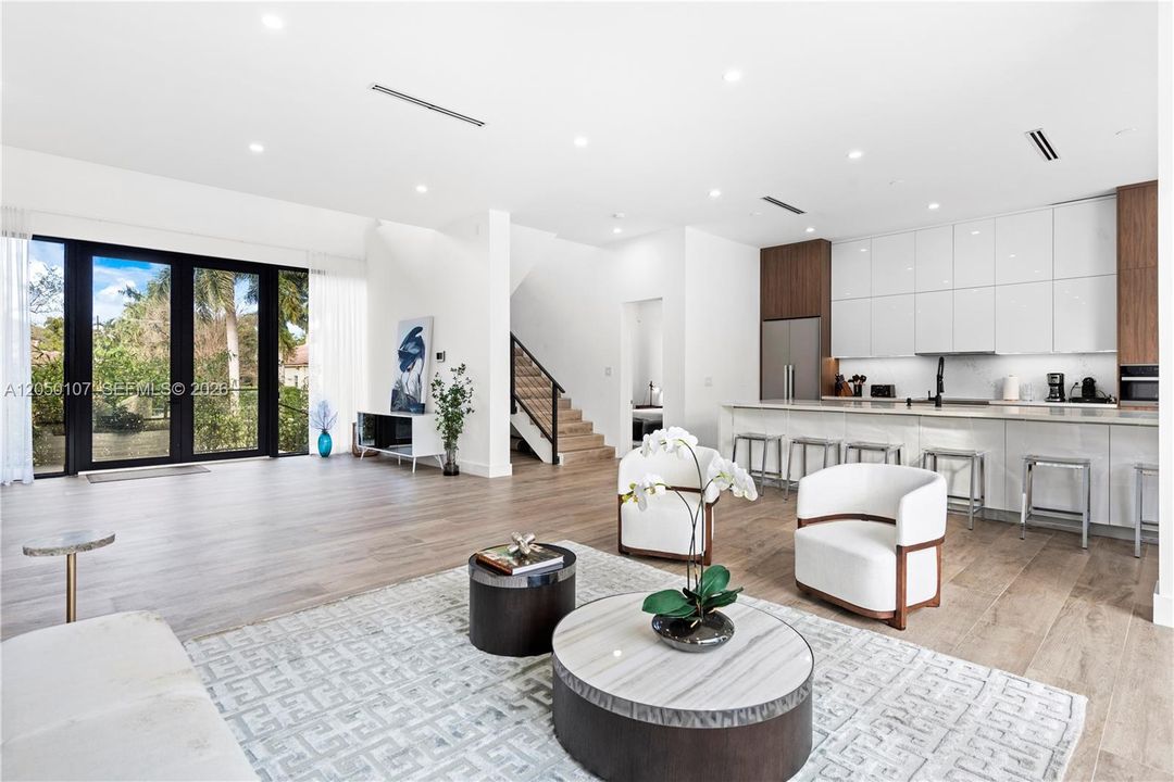 For Sale: $3,999,999 (6 beds, 5 baths, 4109 Square Feet)