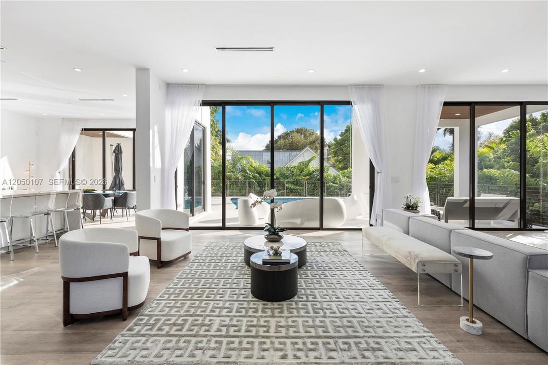 For Sale: $3,999,999 (6 beds, 5 baths, 4109 Square Feet)