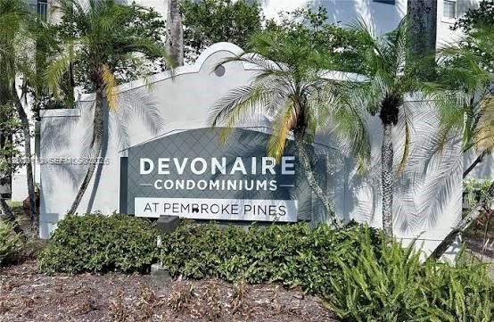 For Rent: $2,290 (2 beds, 2 baths, 1065 Square Feet)