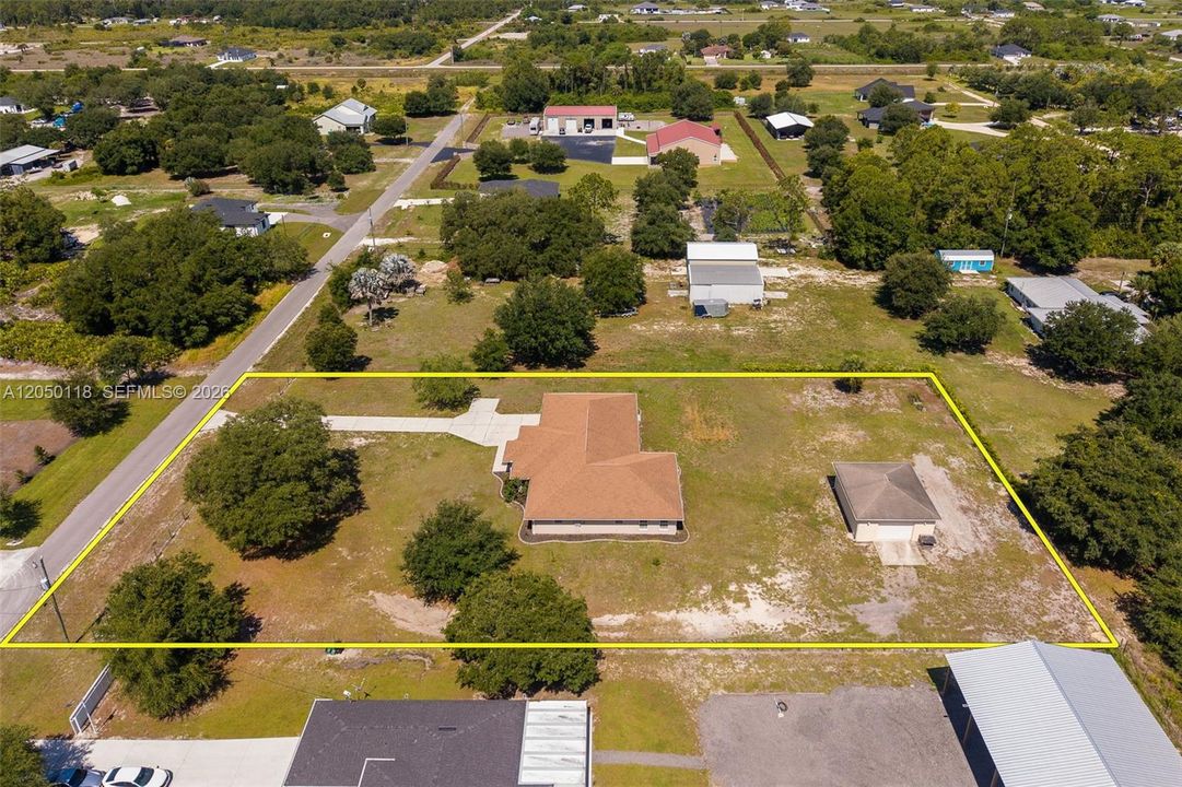 En Venta: $575,000 (3 camas, 2 baños, 0 Pies cuadrados)
