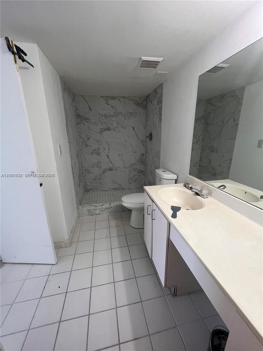 For Rent: $3,000 (2 beds, 2 baths, 1062 Square Feet)
