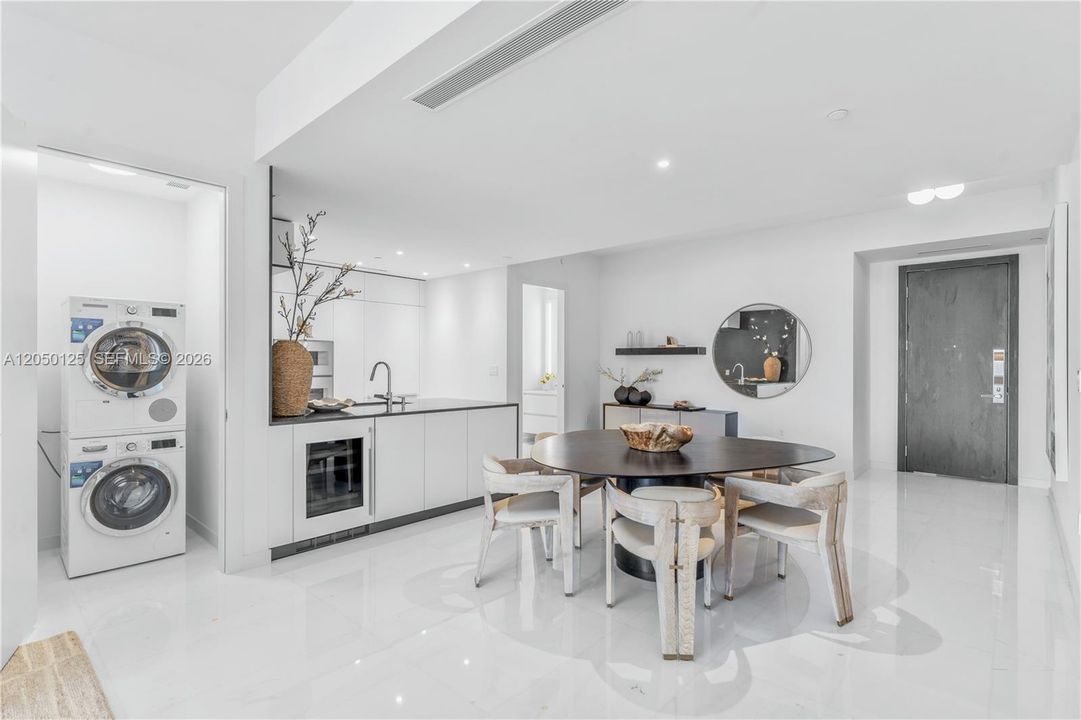 For Sale: $1,990,000 (2 beds, 2 baths, 0 Square Feet)