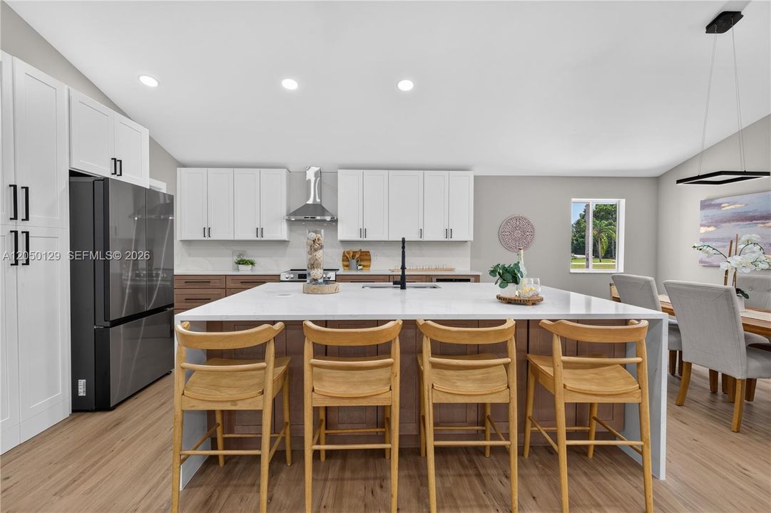 For Sale: $1,150,000 (5 beds, 4 baths, 3497 Square Feet)