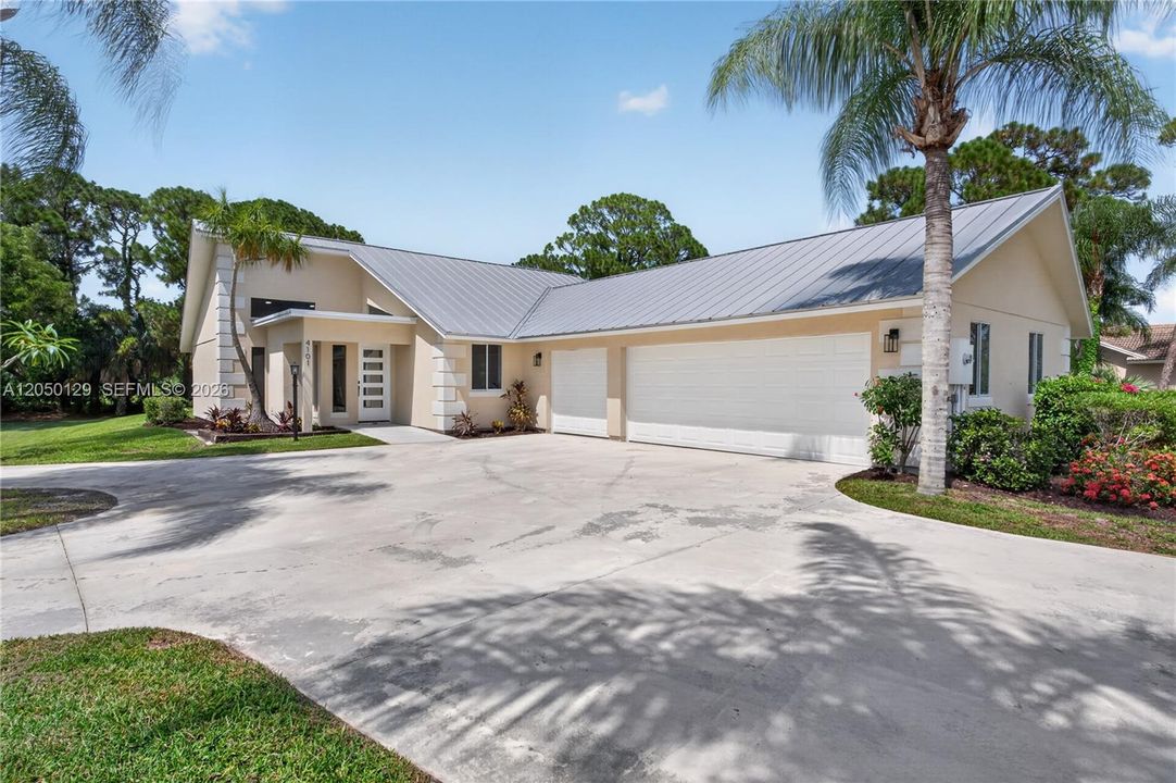 For Sale: $1,150,000 (5 beds, 4 baths, 3497 Square Feet)
